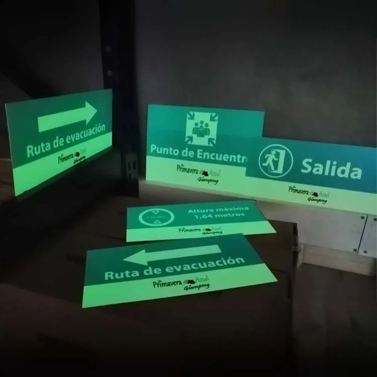 señalizacion fotoluminiscente, señalizacion fotoluminiscente bogota, cinta de señalizacion fotoluminiscente