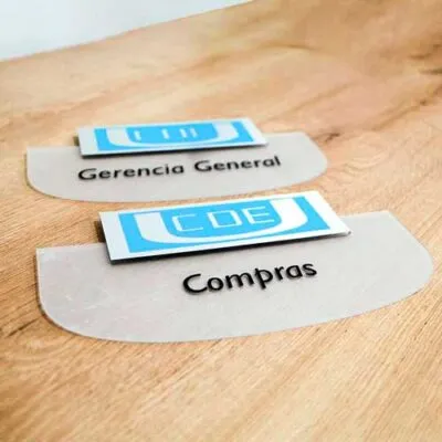 señaletica en acrilico, señalizacion en acrilico, señalizacion en acrilico con dilatadores,aviso de señalizacion en acrilico, señalizacion en acrilico bogota, señalizacion en acrilico para oficina